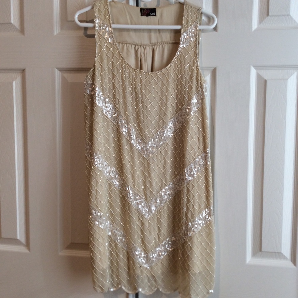 YUMI Flapper Dress- Cream & White Beading